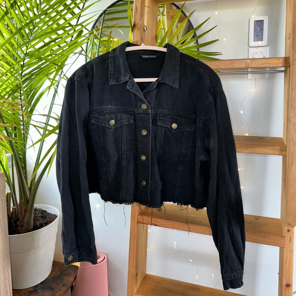 SHEIN cropped black jacket